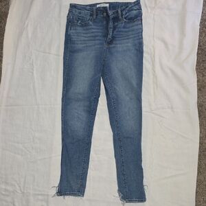 BKE Women's Cropped Blue Jeans